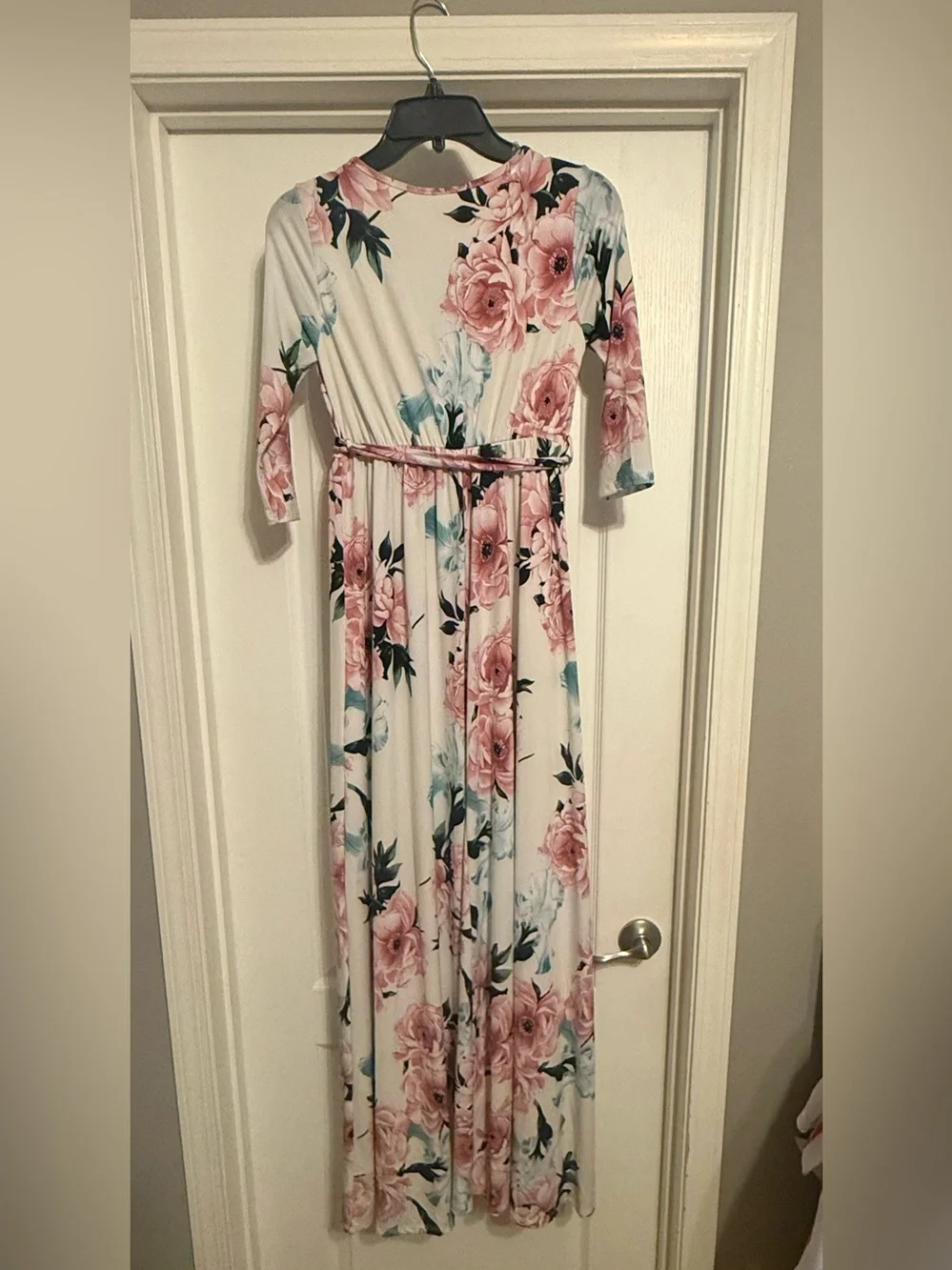 Pinkblush maternity White Floral Wrap Maxi Dress with Pink Roses - Picture 2 of 4